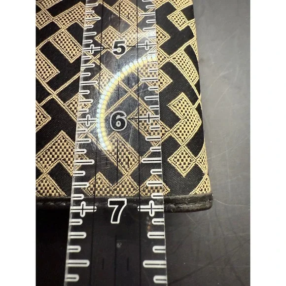 Tommy Hilfiger Women's Wallet Clutch Signature Monogram Black Beige Snap Closure - Picture 9 of 11